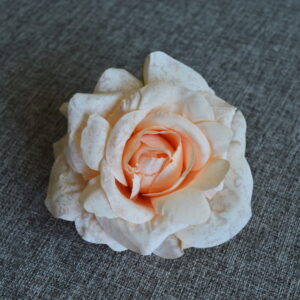 barack, mintás rózsafej