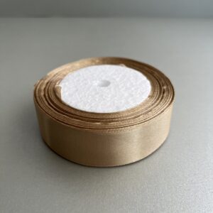 arany szatén szalag